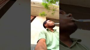 Kitna khatarnak kaam h  #trending #funny #ytstudioes #comedy #goodmorning